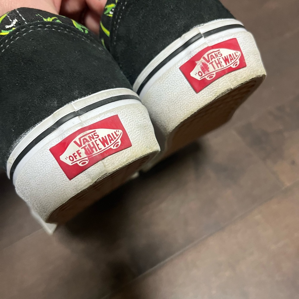 Old school Vans men 7, women 8.5 - Picture 5 of 7